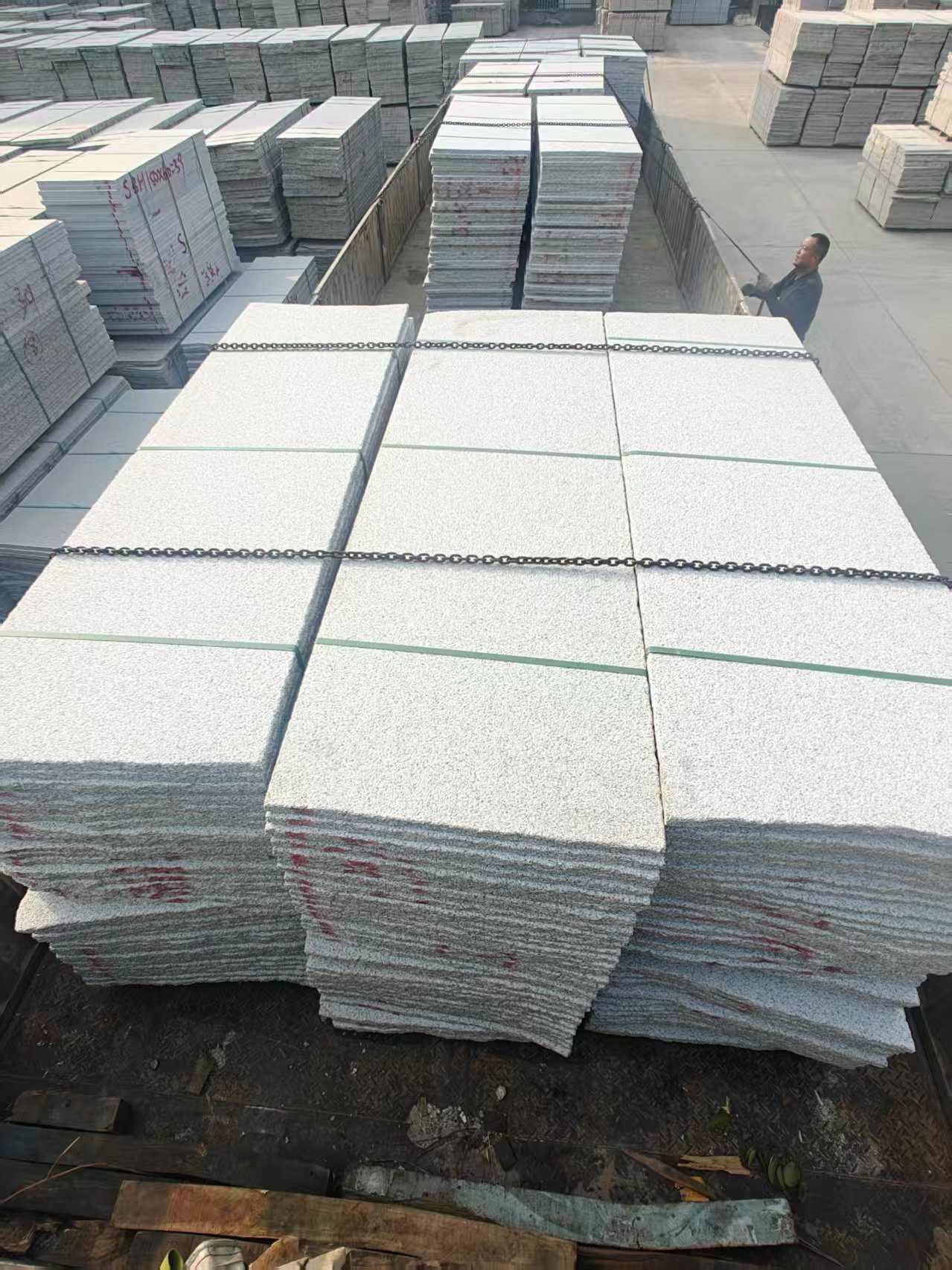 宜春芝麻白毛板，石材毛板