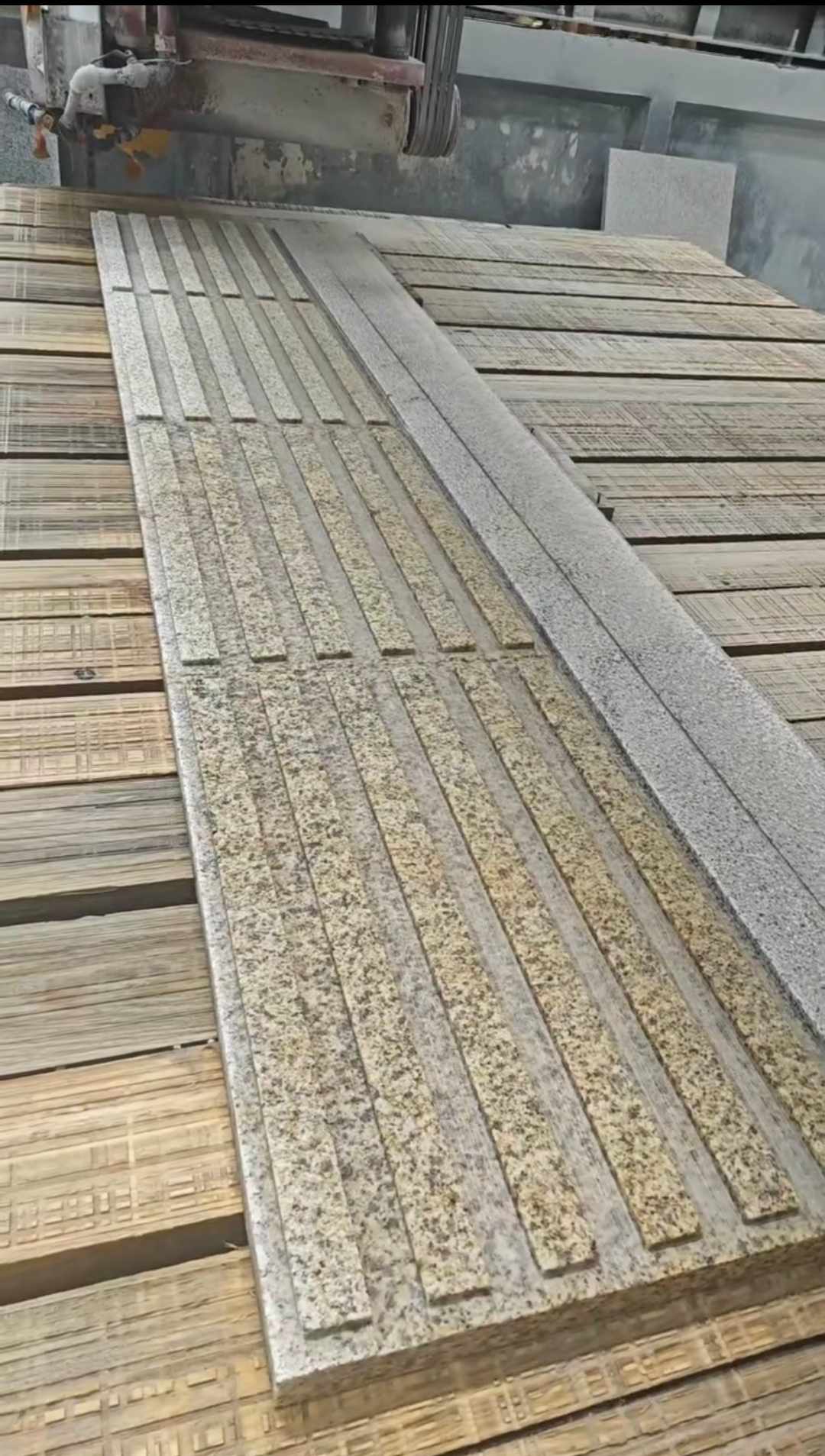 宜春黄金麻盲道石 盲条