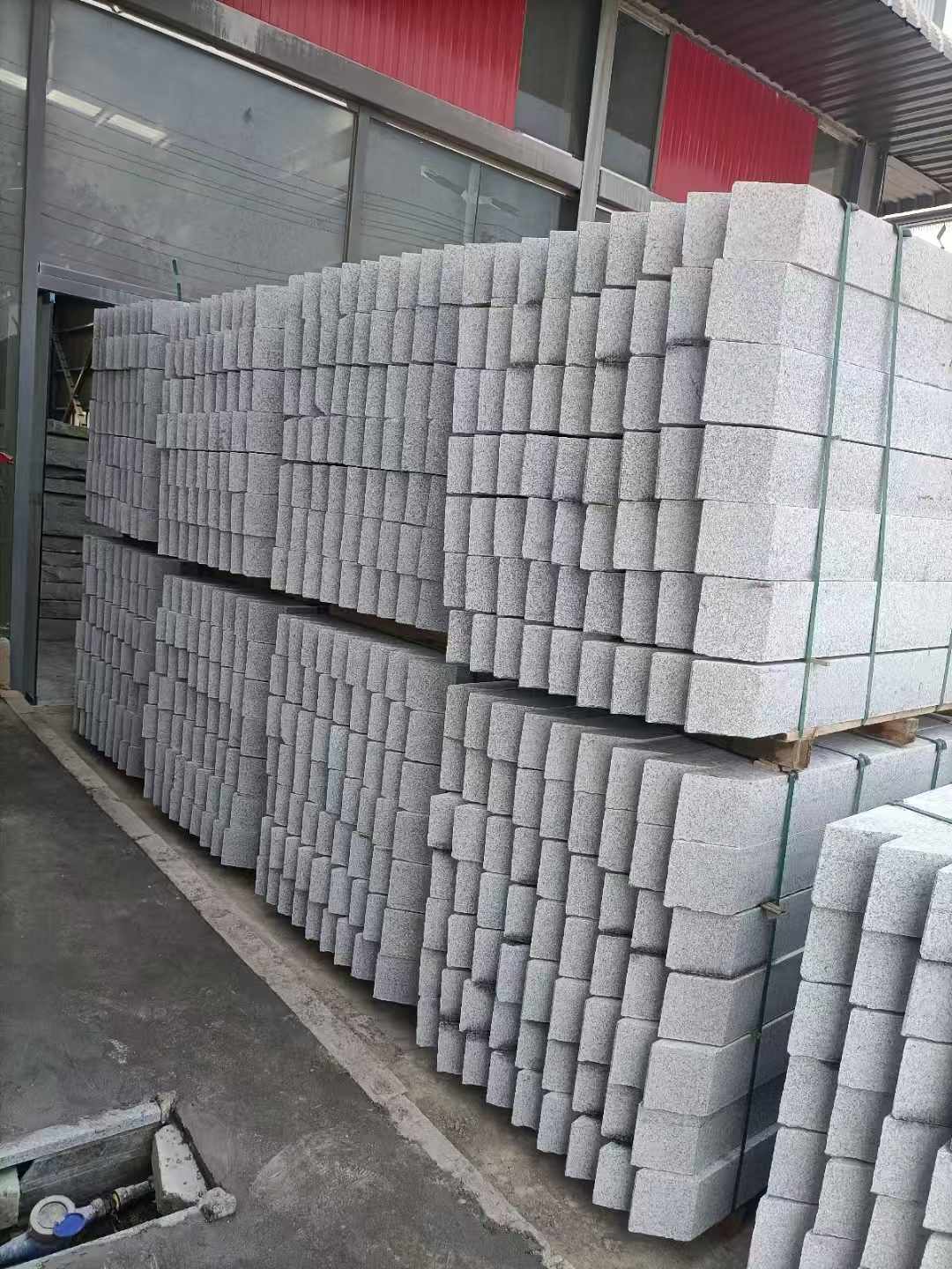 宜春芝麻白树围石 树池